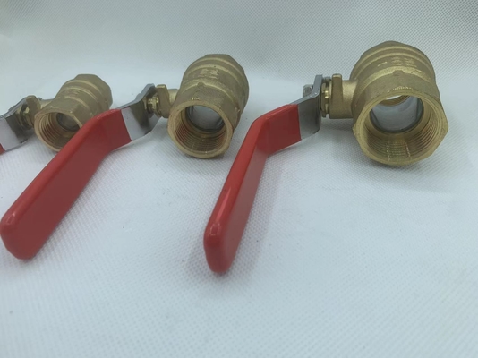 soupape à bille motorisée de fonte en laiton de l'usine yuhuan avec commande manuelle