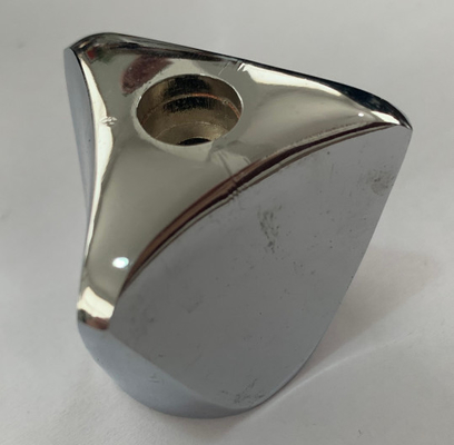 Nouveaux accessoires de soupape de type 1/2 &quot; bien plaqués de robinet d'eau