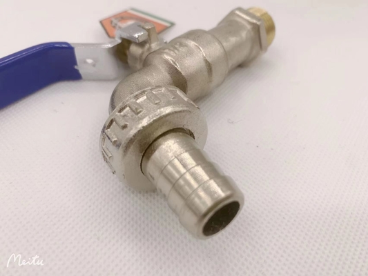 Laveuse à eau en laiton