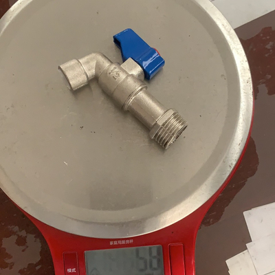 Thaïlande chaud vendre corps en laiton avec poignée de zinc prix bon marché robinet en laiton bibcock marque