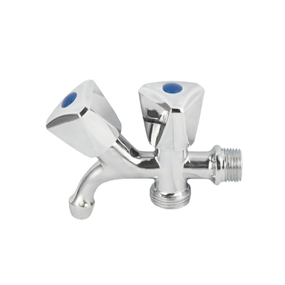 Robinet en laiton nickelé extérieur de Bibcock de manière de la valve 2 de Bibcock se rouillant non