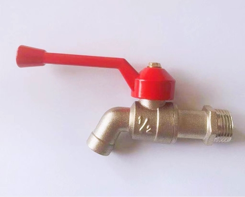 Robinet verrouillable passé au bichromate de potasse de bavoir de valve en laiton de Bibcock avec la poignée d'ABS