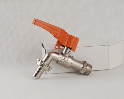 La température moyenne valve en laiton de Bibcock de 3/4 pouce avec les robinets principaux de l'eau