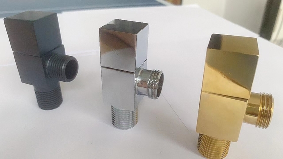 Valve d'angle en laiton d'eau froide d'OBM