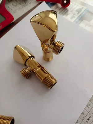 Pression d'utilisation en laiton de barre de la valve d'angle de poignée en alliage de zinc moderne 12