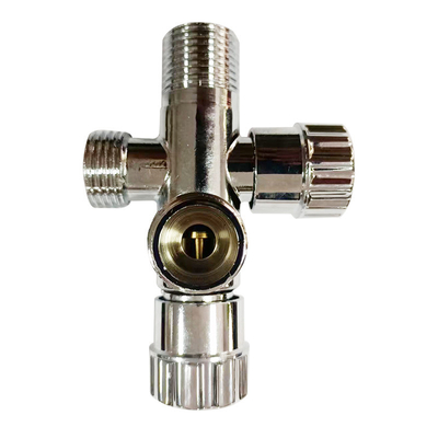 La valve d'angle en laiton froide de vente chaude de l'eau 1/2inch de garnitures de salle de bains Chrome a plaqué
